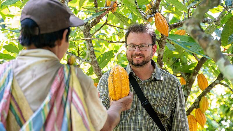 Der Verein „Frederic Hilfe für Peru“ Nüdlingen unterstützt Kleinbauern bei Wiederaufforstung und dem Umbau zu „Agroforstsystemen“. Der Verein „Frederic Hilfe für Peru“ Nüdlingen unterstützt Kleinbauern bei Wiederaufforstung und dem Umbau zu „Agroforstsystemen“.
