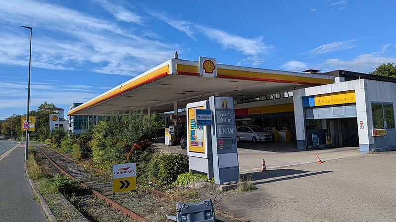 Shell-Tankstelle am Kreuzstein geschlossen Shell-Tankstelle am Kreuzstein geschlossen