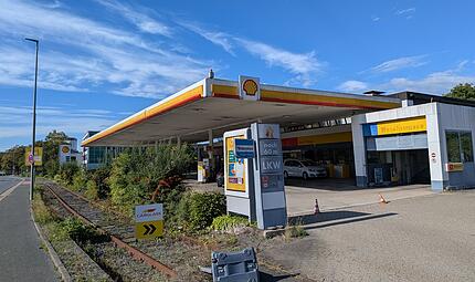 Shell-Tankstelle am Kreuzstein geschlossen Shell-Tankstelle am Kreuzstein geschlossen