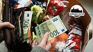 Beim Einkaufen müssen Menschen immer öfter die großen Scheine auspacken. Aber ein 500er muss es nicht sein.
