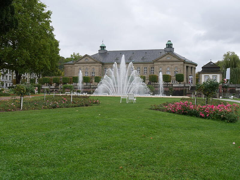 Seit zehn Jahren gibt es den Multimediabrunnen im Rosengarten. Seit zehn Jahren gibt es den Multimediabrunnen im Rosengarten.