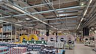 Die Schülerinnen der Maria-Ward-Schule erhielten spannende Einblicke in die Druckerei.