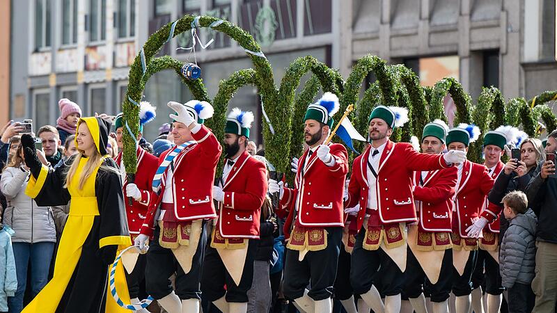 Sch&auml;fflertanz am Marienplatz