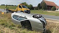 "Glück im Unglück": Fahrer (56) kippt in den Graben "Glück im Unglück": Fahrer (56) kippt in den Graben