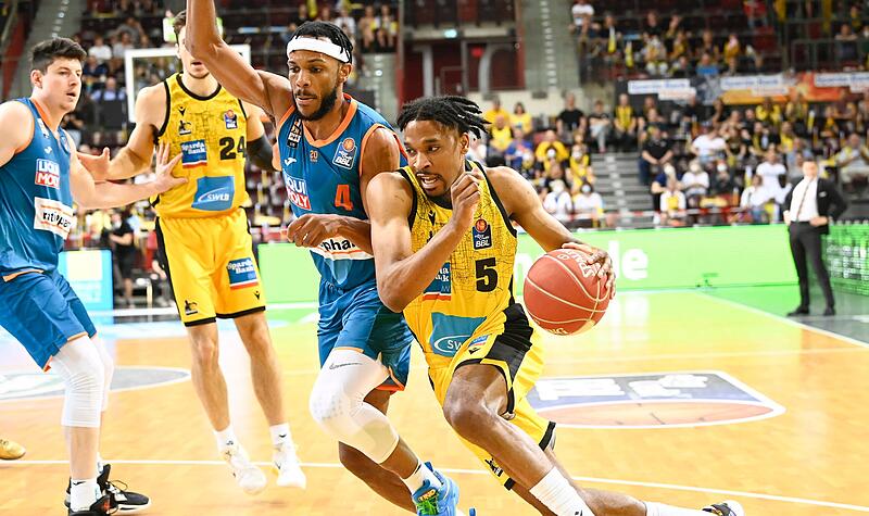 MHP Riesen Ludwigsburg - ratiopharm Ulm MHP Riesen Ludwigsburg - ratiopharm Ulm