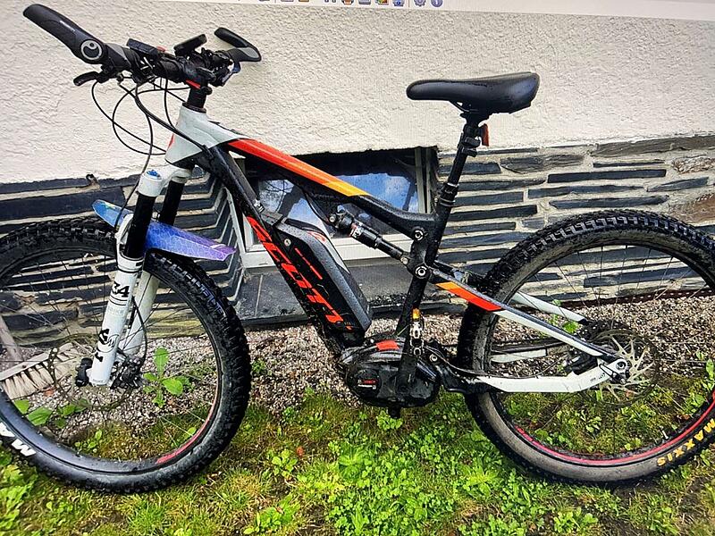 E-Bike am Bahnhof Ludwigsstadt gestohlen
