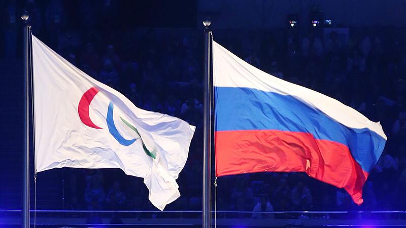 Die russische Fahne bei den Paralympics 2014