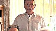 Der Bürgermeister gratuliert.Gemeinde Oberhaid Der Bürgermeister gratuliert.Gemeinde Oberhaid
