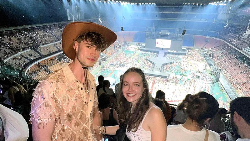 Niklas Volpert aus Poppenroth beim Taylor-Swift-Konzert in Mailand. Niklas Volpert aus Poppenroth beim Taylor-Swift-Konzert in Mailand.