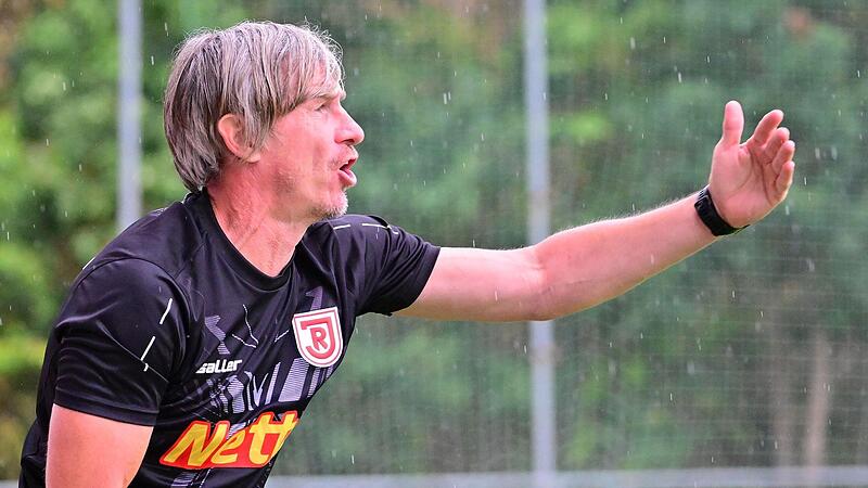 Seit Sommer 2021 in der Verantwortung bei der U21 des SSV Jahn Regensburg: Trainer Christoph Jank
