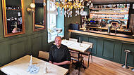 Michael Melber in seinem neuen Restaurant "B&ouml;rr" in der Sandstra&szlig;e in Bamberg.