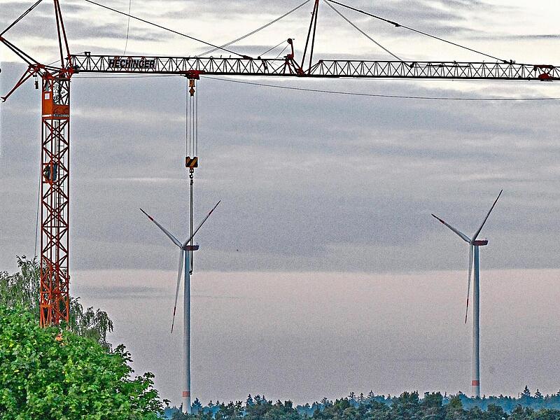 Im Steigerwald wird es bald eine Windrad-Baustelle geben.Manfred Schalk (Symbolbild) Im Steigerwald wird es bald eine Windrad-Baustelle geben.Manfred Schalk (Symbolbild)