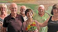 Das Bild zeigt (von links) Andreas Sandwall, Brigitte Rozek, Simone G&ouml;tz, Norbert Schmitt, Lothar Kumpf, Waltraud Wirsching, Gerold Back, Katharina Holzheimer, Stefan Goll und Christl Kissner.Arnold Farnung