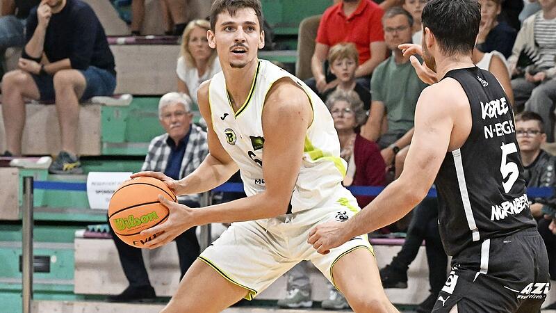 Moritz Plescher (links) ist einer der sechs Bayeruther Leistungstr&auml;ger, die nach der vergangenen Saison beim BBC geblieben sind.