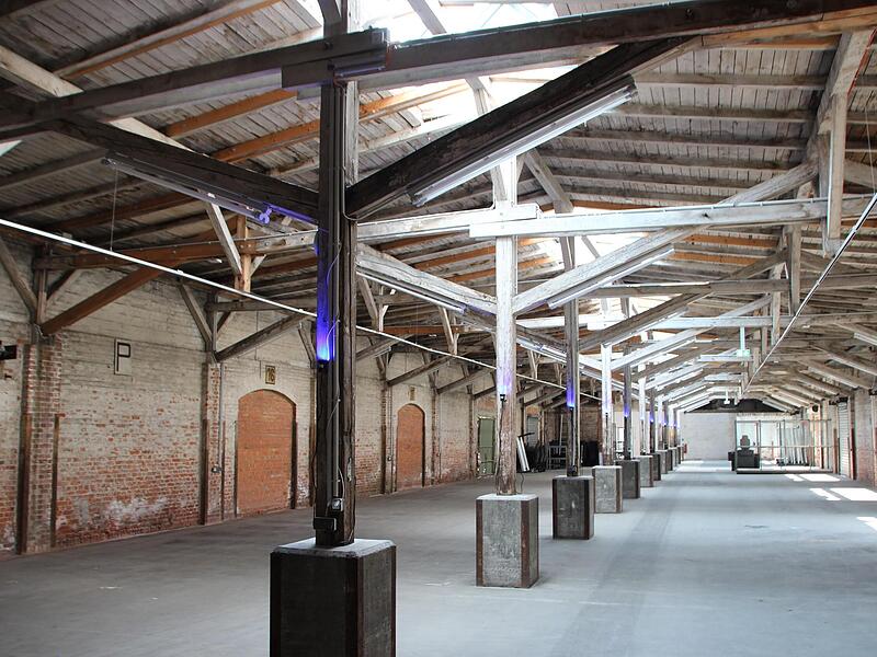 Die Alte Pakethalle am G&uuml;terbahnhof in Coburg kann f&uuml;r Veranstaltungen gemietet werden. Sie bietet Platz f&uuml;r bis zu 800 Personen.