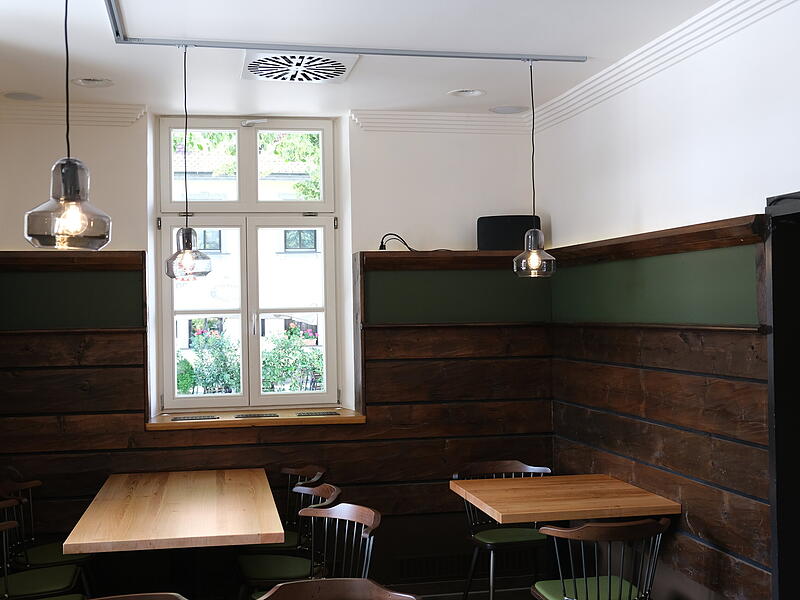Nach Monaten des Wartens ist es endlich so weit: Koray Yildirim hat die Alte Wache am Paradeplatz Forchheim mit einem &bdquo;Soft Opening&ldquo; er&ouml;ffnet.