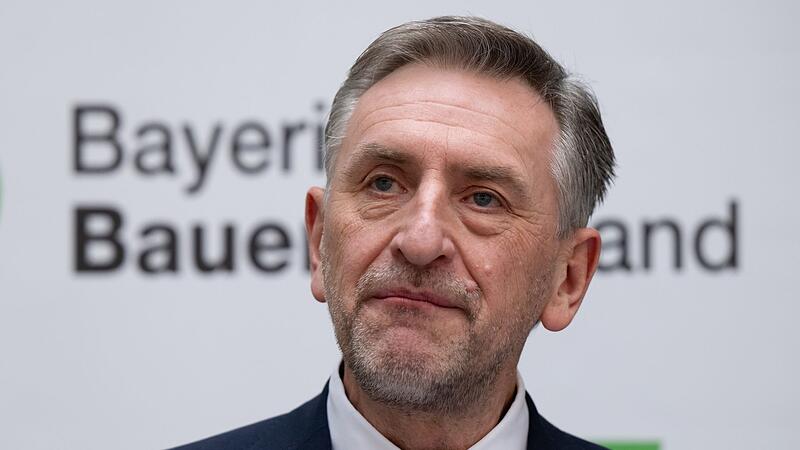 Protest auf Hof - Felßner spricht von «Terroristen» Protest auf Hof - Felßner spricht von «Terroristen»