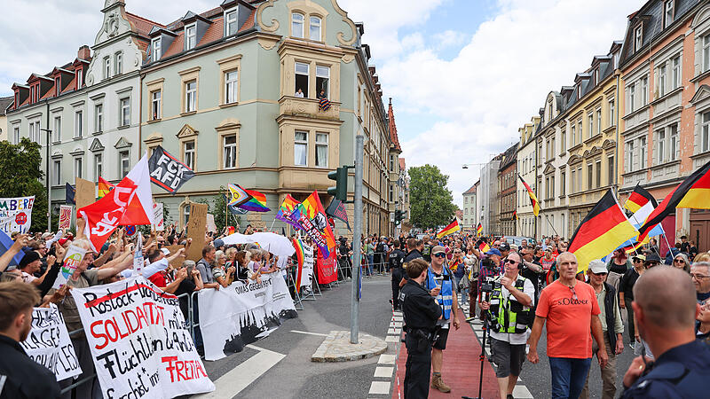 Demonstrationen in der Bamberger Innenstadt.Zwei politische Demonstrationen in Bamberg Demonstrationen in der Bamberger Innenstadt.Zwei politische Demonstrationen in Bamberg