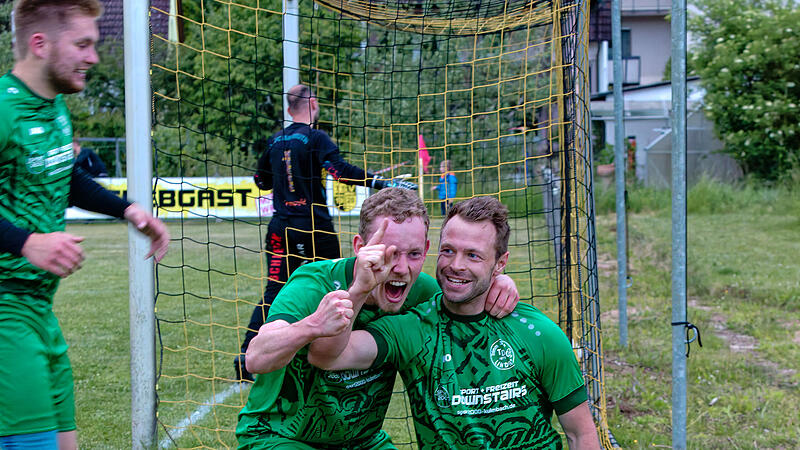 Der TDC Lindau steigt durch ein 3:1 in der Relegation gegen den FC Bayreuth in die Kreisliga auf.