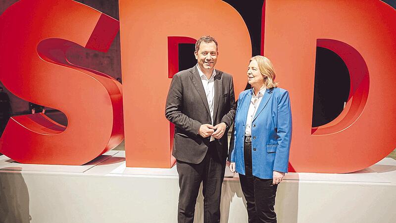 Die SPD will sich bis Ende 2027 ein neues Grundsatzprogramm geben. Das ist eine gewaltige Aufgabe f&uuml;r die beiden Parteivorsitzenden Lars Klingbeil und B&auml;rbel Bas, aber auch f&uuml;r Generalsekret&auml;r Kl&uuml;ssendorf.   