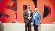 Die SPD will sich bis Ende 2027 ein neues Grundsatzprogramm geben. Das ist eine gewaltige Aufgabe f&uuml;r die beiden Parteivorsitzenden Lars Klingbeil und B&auml;rbel Bas, aber auch f&uuml;r Generalsekret&auml;r Kl&uuml;ssendorf.   