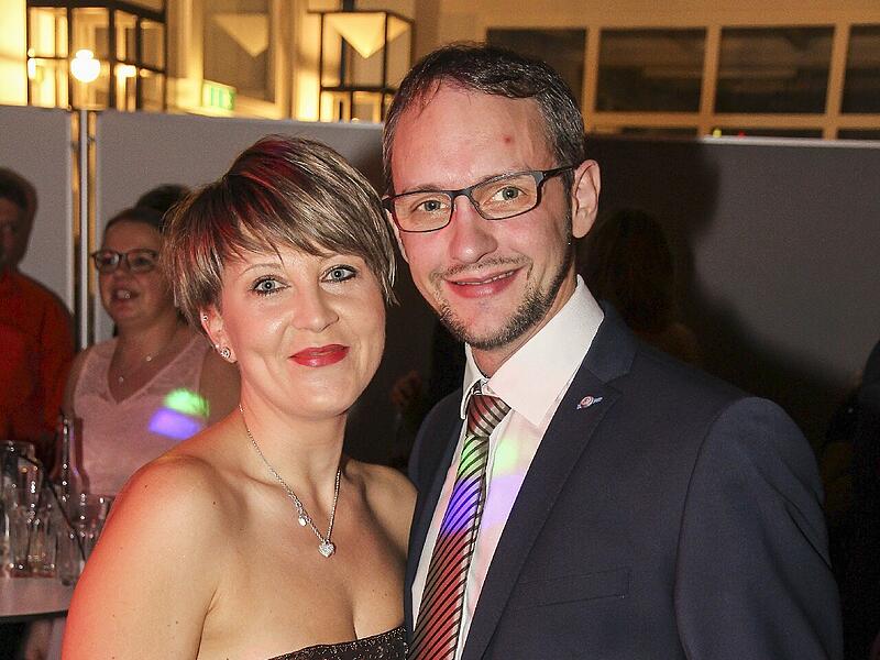 Beim Bauernball in der Kulmbacher Stadthalle tanzten und feierten die Gäste bis tief in die Nacht.2023 Kulmbacher Bauernball