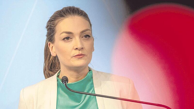 Bayerns Gesundheitsministerin Judith Gerlach drängt auf Korrekturen bei der geplanten Gesundheitsreform. Bayerns Gesundheitsministerin Judith Gerlach drängt auf Korrekturen bei der geplanten Gesundheitsreform.