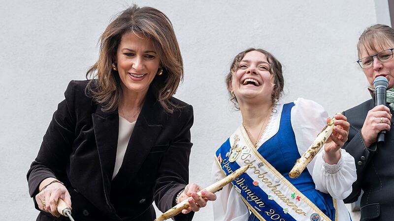 Spargelsaisoner&ouml;ffnung