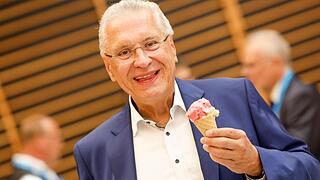 Joachim Herrmann will nah dran sein an den Bürgerinnen und Bürgern in Bayern.