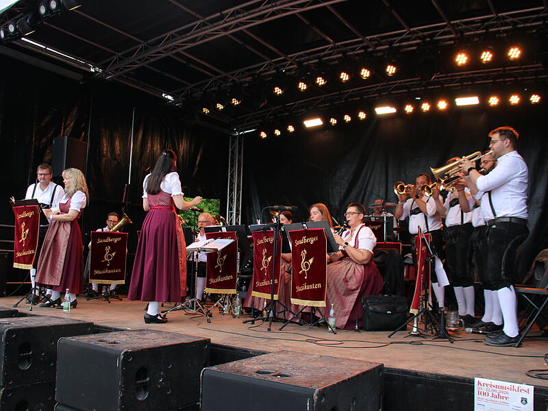 Rh&ouml;n-Festival Wildflecken: Rh&ouml;ner Bluat spielt f&uuml;r die Kissinger H&uuml;tte