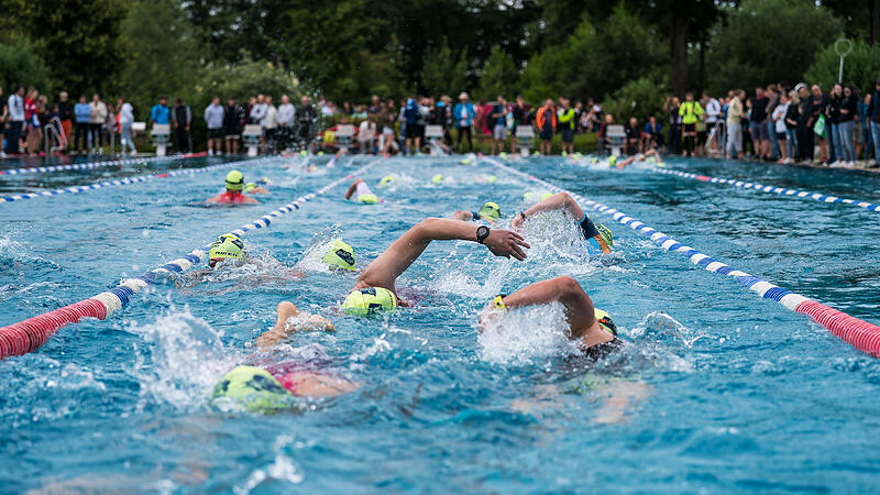 Am Sonntag, 16. Juni, stand die 11. Auflage des Forchheimer Stadttriathlons an. Mehrere Hundert Athleten waren dabei.