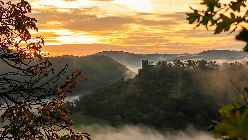 Platz 2: &bdquo;Neideck erwacht&ldquo; von Tanja Krausser aus G&ouml;&szlig;weinstein.Forchheim & Fr&auml;nkische Schweiz