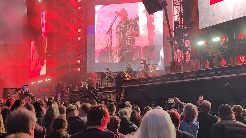Die Toten Hosen live in Bayreuth 2026Die Toten Hosen live 2026 in Bayreuth auf dem Volksfestplatz