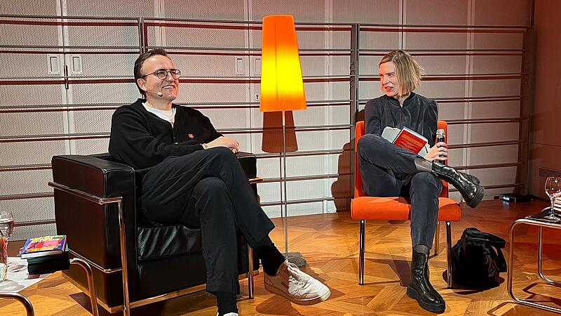 Daniel Schreiber liest in der Villa Concordia in Bamberg aus seinem Buch "Die Zeit der Verluste". Daniel Schreiber liest in der Villa Concordia in Bamberg aus seinem Buch "Die Zeit der Verluste".