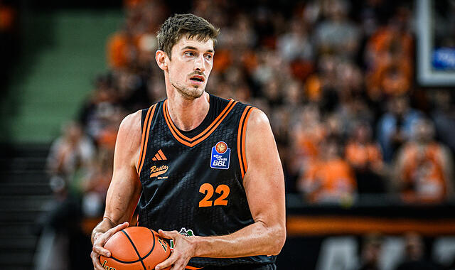 13.12.25, Basketball, Hauptrunde, 10 Spieltag, ratiopharm ulm vs Rasta Vechta, Basketball, Saison 2025/2026 Tibor Pleiß bestritt bislang sieben BBL-Partien für Rasta Vechta. Am Mittwochabend kehrt er nach mehr als 13 Jahren zu einem BBL-Spiel nach Bamberg zurück.