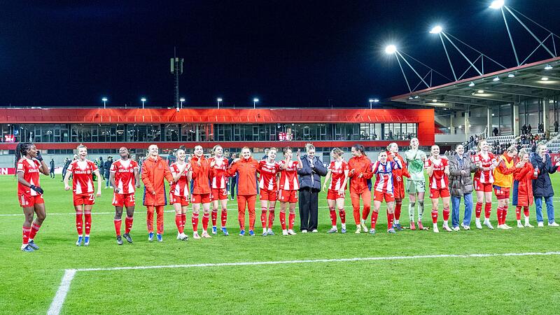 Bayern München - VfL Wolfsburg Bayern München - VfL Wolfsburg
