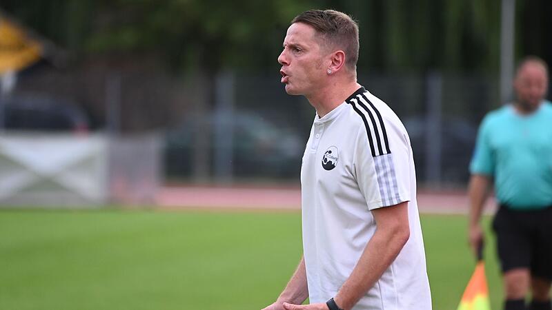 Viel zu lachen hatte Coburgs Trainer Lars Müller beim vermeintlichen Spitzenspiel gegen den VfB Eichstätt nicht.