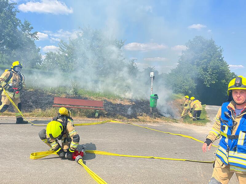 Flächenbrand in Weilersbach 13.06.2023Forchheim & Fränkische Schweiz Flächenbrand in Weilersbach 13.06.2023Forchheim & Fränkische Schweiz
