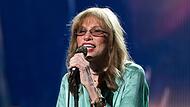 Carly Simon