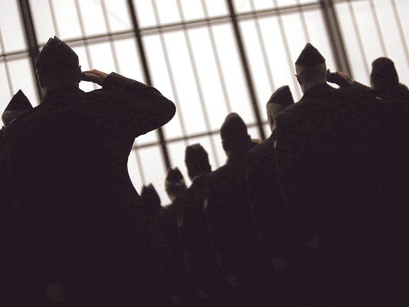 US-Pr&auml;sident Donald Trump will die Nato-Verb&uuml;ndeten wegen ihrer z&ouml;gerlichen Haltung im Iran-Krieg bestrafen. Sein Au&szlig;enminister Marco Rubio bringt deshalb die Schlie&szlig;ung von US-St&uuml;tzpunkten in Europa ins Spiel. Das h&auml;tte massive Folgen.