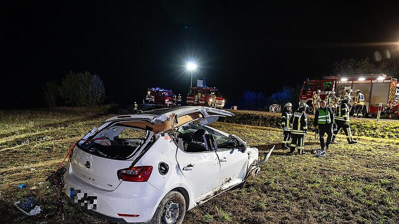 Auto kommt von Straße ab: Vier Verletzte im Kreis Lichtenfels Auto kommt von Straße ab: Vier Verletzte im Kreis Lichtenfels