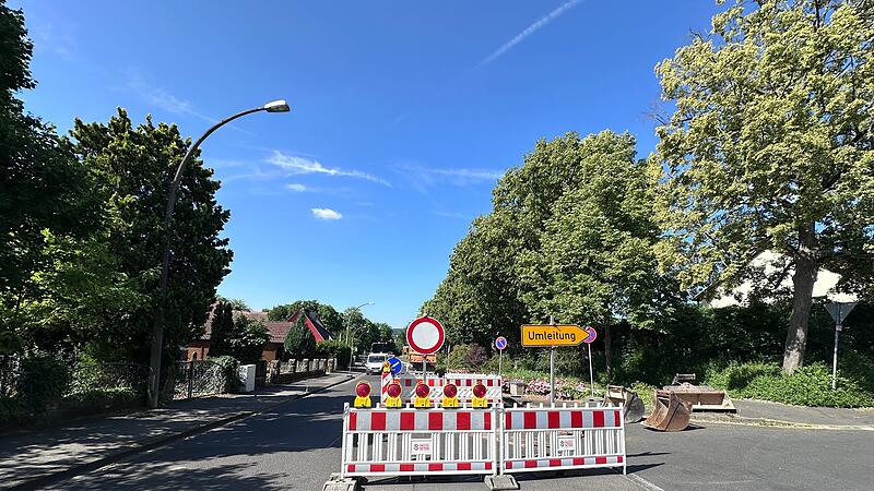 Die Erhardstra&szlig;e ist in einem Teilbereich zwischen Ostring und Massaplatz f&uuml;r rund eineinhalb Woche gesperrt. Eine kurze Umleitung ist ausgeschildert