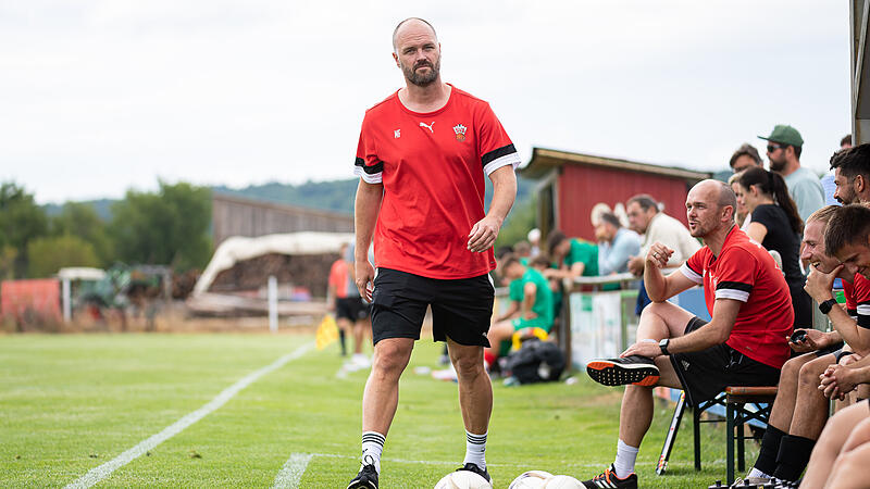 SV Buckenhofen will sich mit Markus Fischer vorne etablieren "Die Breite ist da, ich bin zufrieden", sagt Markus Fischer, der den SV Buckenhofen nach fünf Jahren unter Tobias Eisgrub übernommen hat.