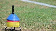 Auf manchen Sportpl&auml;tzen in der A-Klasse ER/PEG d&uuml;rften H&uuml;tchen bald auch an Spieltagen zur Standardausr&uuml;stung geh&ouml;ren, wenn der Flex-Modus genutzt wird.Forchheim & Fr&auml;nkische Schweiz