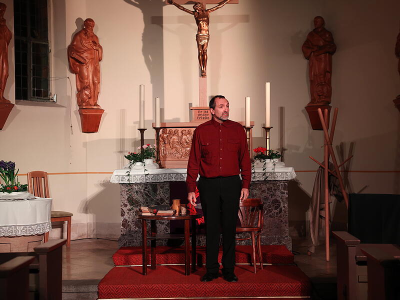 Die schauspielerische Leistung von Gerd Kammerer war einzigartig und sehenswert: Dass bewusst antisemitische Zitate eingef&uuml;gt worden waren, wusste der Schauspieler nach eigenen Angaben nicht.