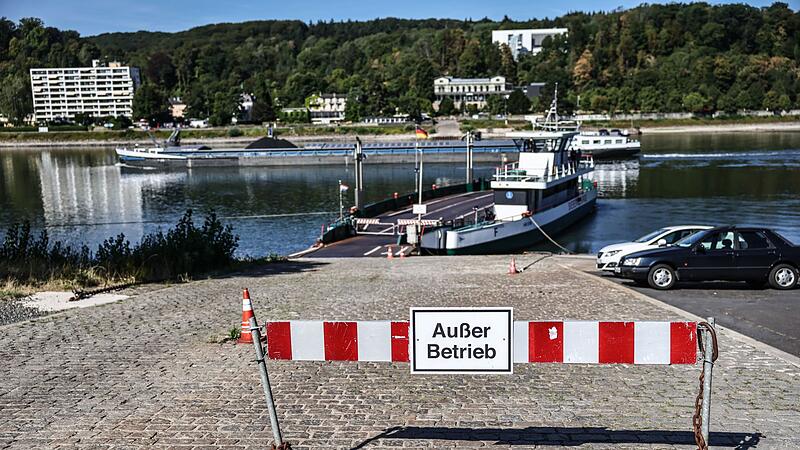 Niedrigwasser am Rhein Niedrigwasser am Rhein