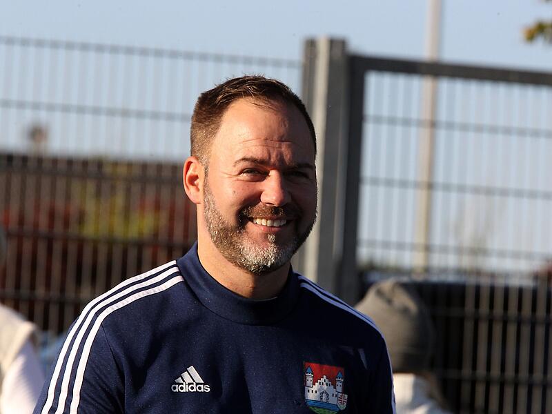 Christian Trunk beim TSV Burgebrach: Erst Trainer, jetzt Teammanager Christian Trunk vertraut seinem neuen Trainerteam und der Mannschaft des TSV Burgebrach.