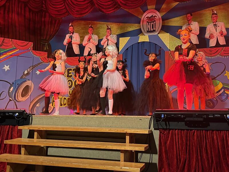 F&uuml;nf Stunden buntes Treiben, bei dem Altbekannte ebenso f&uuml;r Unterhaltung sorgten wie neue Acts, gab es beim NCC in N&uuml;dlingen.