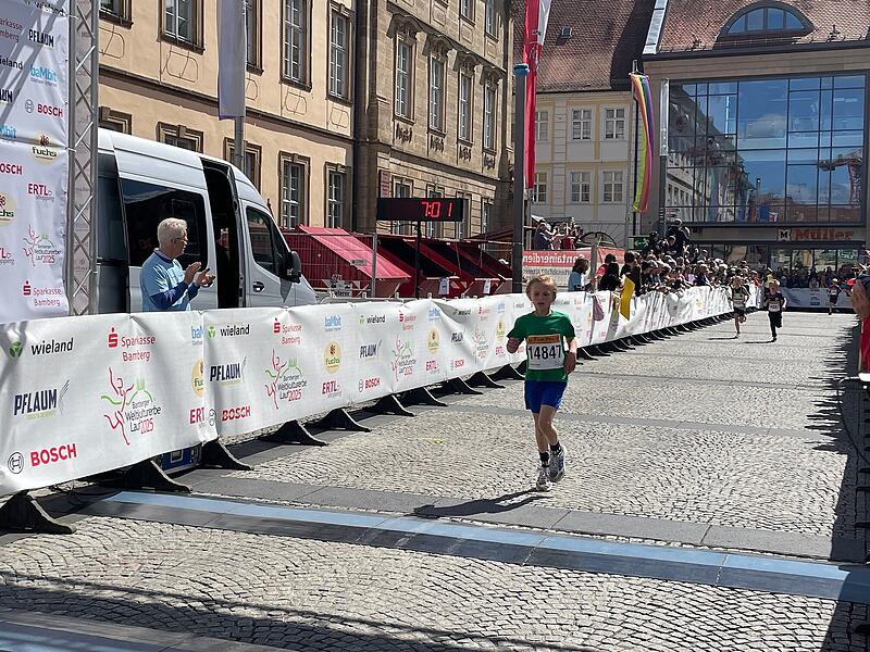 Weltkulturerbelauf 2025: Der Fuchs-Sch&uuml;lerlauf ging &uuml;ber 1,6 Kilometer.