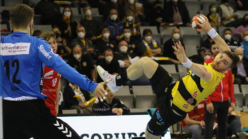 Wirft sich künftig für Hamm ins Zeug: Stefan Bauer. Der Kreisläufer verlässt den HSC Coburg, nun steht sein neuer Verein fest. Wirft sich künftig für Hamm ins Zeug: Stefan Bauer. Der Kreisläufer verlässt den HSC Coburg, nun steht sein neuer Verein fest.